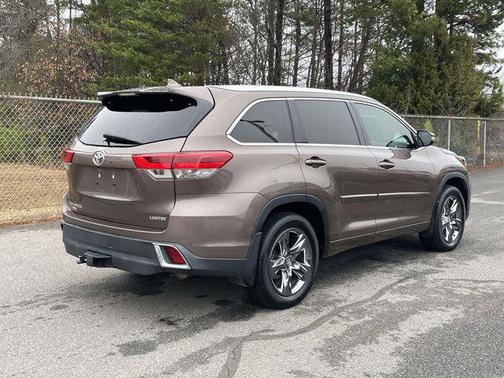 2017 Toyota Highlander Limited Platinum