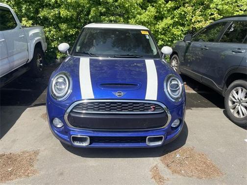 2019 MINI Hardtop Iconic