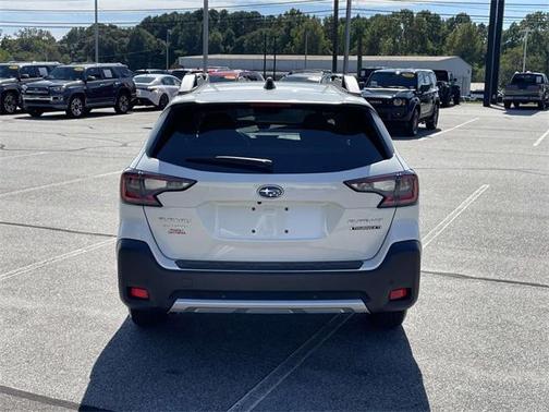 2025 Subaru Outback Touring XT