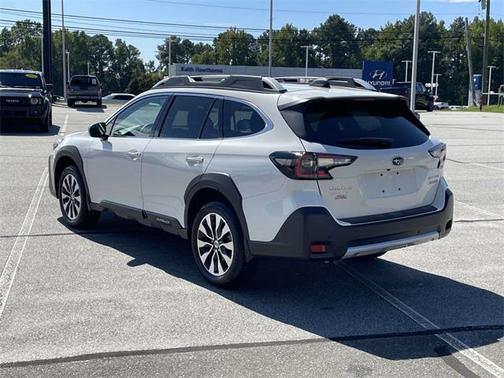 2025 Subaru Outback Touring XT