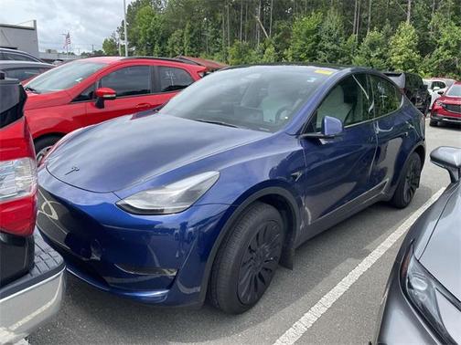 2023 Tesla Model Y Long Range