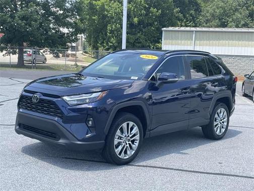 2024 Toyota RAV4 XLE Premium