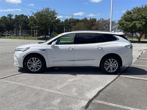 2022 Buick Enclave Avenir