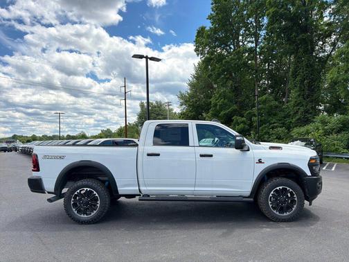 Bright White Clearcoat 2026 RAM 2500 Warlock Crew Cab 4x4 6'4' Box
