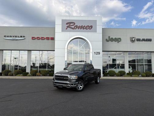 Granite Crystal Metallic Clearcoat 2022 RAM 1500 Big Horn/Lone Star