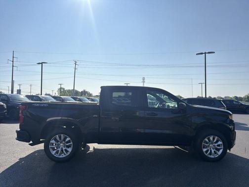 Black 2022 Chevrolet Silverado 1500 Limited Custom