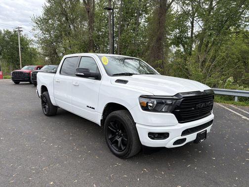 Bright White Clearcoat 2021 RAM 1500 Big Horn/Lone Star