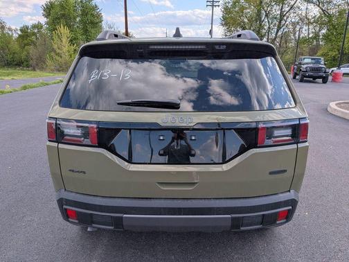 '41 2026 Jeep Cherokee Overland