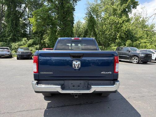 Patriot Blue Pearlcoat 2023 RAM 1500 Big Horn/Lone Star