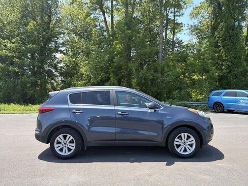 Pacific Blue 2017 Kia Sportage LX
