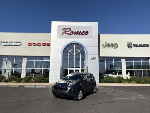 Pacific Blue 2017 Kia Sportage LX