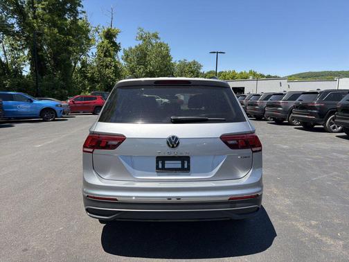 Pyrite Silver Metallic 2024 Volkswagen Tiguan 2.0T S 4MOTION