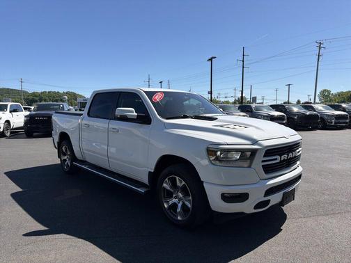 Bright White Clearcoat 2023 RAM 1500 Laramie