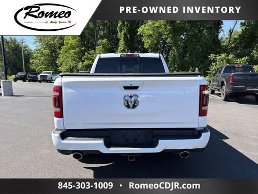 Bright White Clearcoat 2023 RAM 1500 Laramie