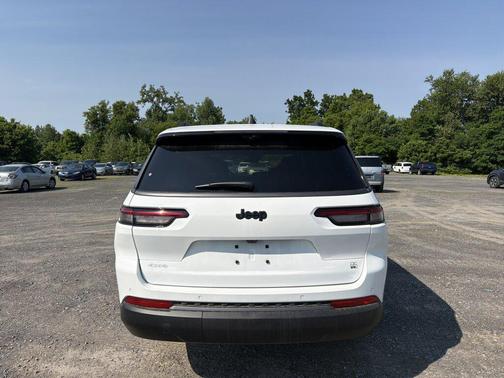 Bright White Clearcoat 2026 Jeep Grand Cherokee L 85th Anniversary Edition 4x4