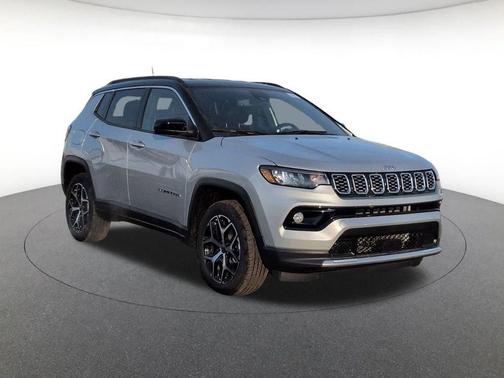 Silver Zynith Metallic Clearcoat 2026 Jeep Compass Limited