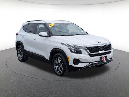 Snow White Pearl 2021 Kia Seltos EX