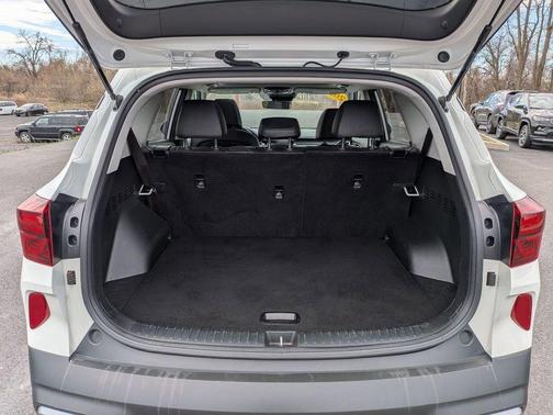 Snow White Pearl 2021 Kia Seltos EX