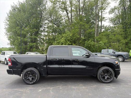 Diamond Black Crystal Pearlcoat 2020 RAM 1500 Big Horn/Lone Star