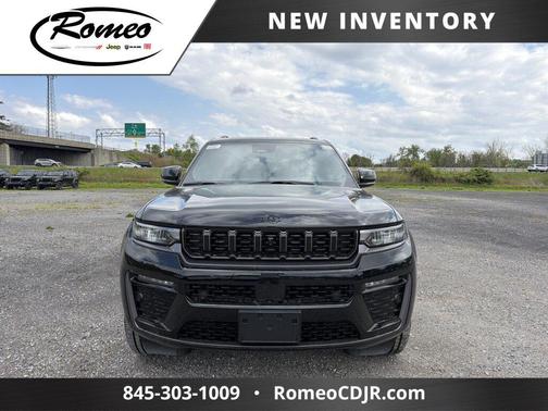 Diamond Black Crystal Pearlcoat 2026 Jeep Grand Cherokee L Limited