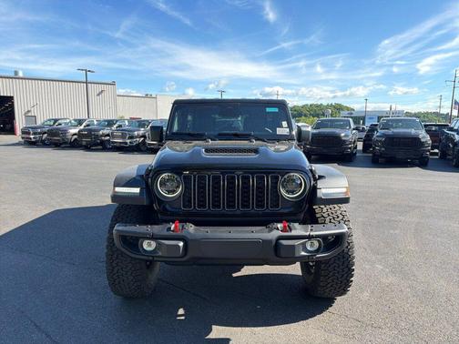 Black Clearcoat 2026 Jeep Wrangler Rubicon