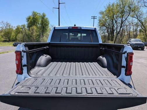 Bright White Clearcoat 2026 RAM 1500 Laramie