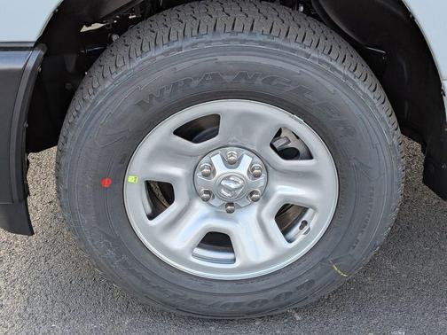 Bright White Clearcoat 2026 RAM 1500 Tradesman
