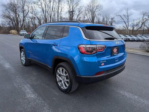 Fathom Blue Pearlcoat 2024 Jeep Compass Latitude Lux