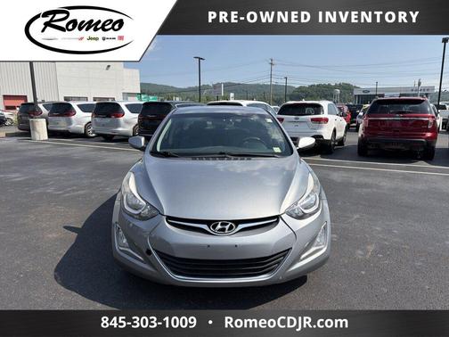 Titanium Gray Metallic 2015 Hyundai ELANTRA SE