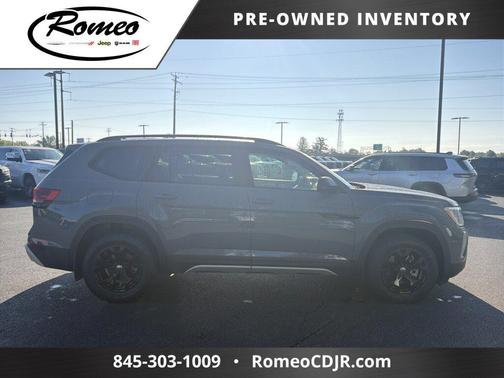 Pure Gray 2024 Volkswagen Atlas 2.0T SEL