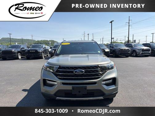Silver Spruce 2020 Ford Explorer XLT