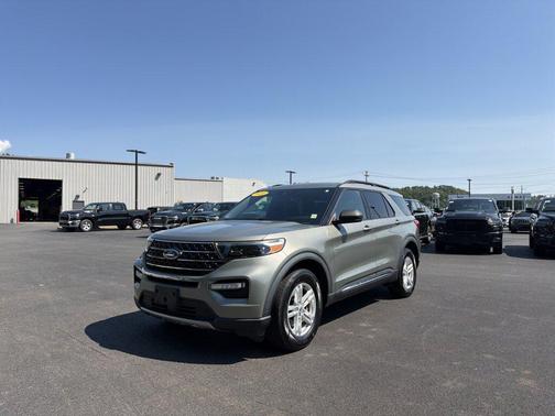 Silver Spruce 2020 Ford Explorer XLT