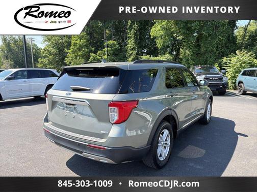 Silver Spruce 2020 Ford Explorer XLT