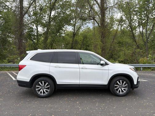 Platinum White Pearl 2022 Honda Pilot AWD EX-L
