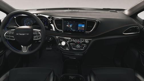 Bright White Clear-Coat Exterior Paint 2027 Chrysler Pacifica L
