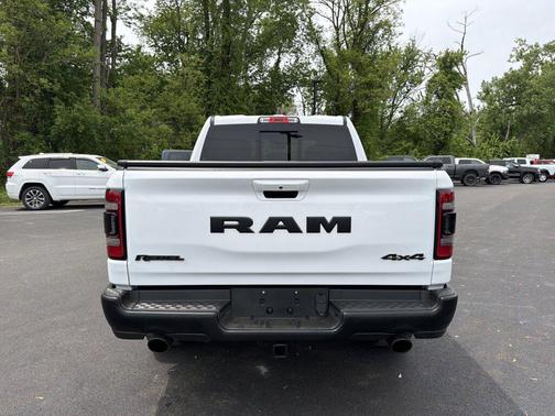Bright White Clearcoat 2022 RAM 1500 Rebel