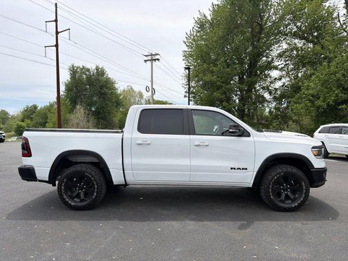 Bright White Clearcoat 2022 RAM 1500 Rebel