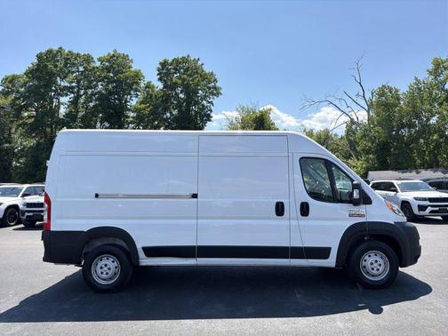 Bright White Clearcoat 2022 RAM ProMaster 2500 High Roof