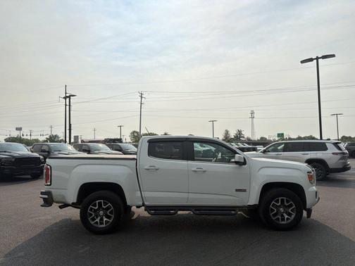 Summit White 2020 GMC Canyon All Terrain