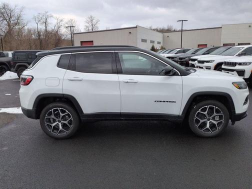 Bright White Clearcoat 2026 Jeep Compass Limited