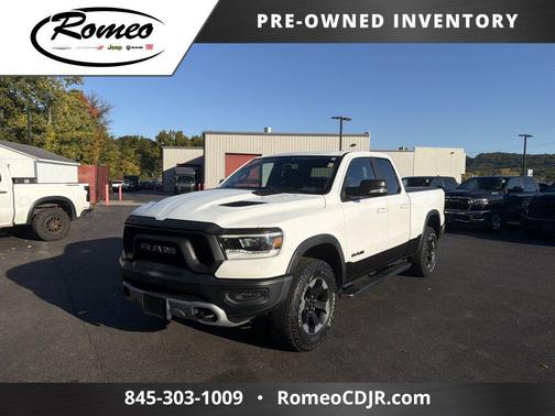 Bright White Clearcoat 2019 RAM 1500 Rebel