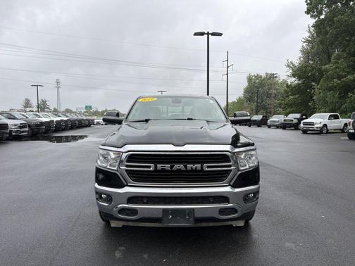Diamond Black Crystal Pearlcoat 2019 RAM 1500 Big Horn