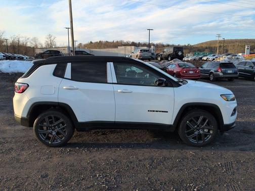 Bright White Clearcoat 2026 Jeep Compass Limited