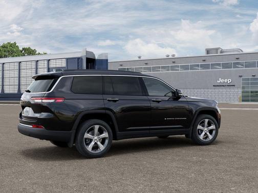 Diamond Black Crystal Pearlcoat 2026 Jeep Grand Cherokee L Limited