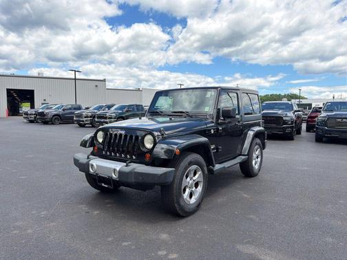 Black Clearcoat 2013 Jeep Wrangler Sahara