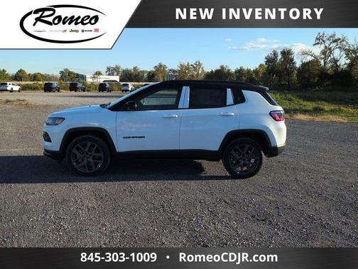 Bright White Clearcoat 2026 Jeep Compass Limited