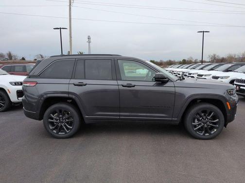Baltic Gray Metallic Clearcoat 2026 Jeep Grand Cherokee Limited