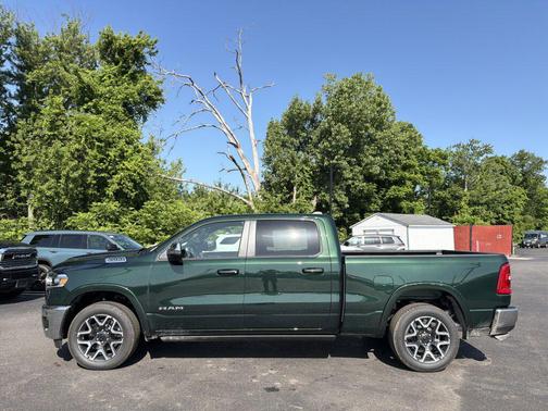 Serrano Green Metallic 2026 RAM 1500 Laramie