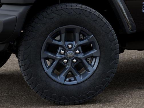 Black Clearcoat 2026 Jeep Wrangler 4-Door 85th Anniversary Edition