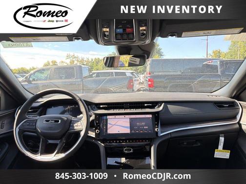 Bright White Clearcoat 2027 Jeep Grand Cherokee L Limited